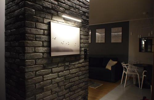 Stare Miasto District Apartment | Uroczy apartament z widokiem i darmowym parkingiem