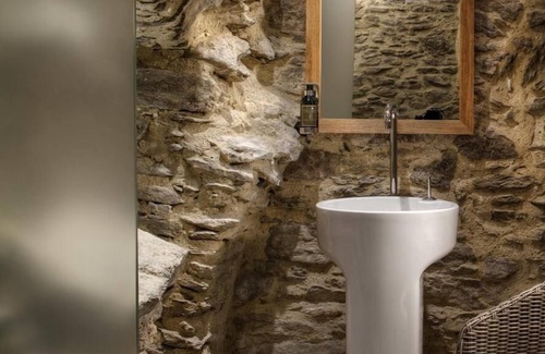 Gola Dzierzoniowska Hotel | Uroczysko Siedmiu Stawów Luxury Hotel
