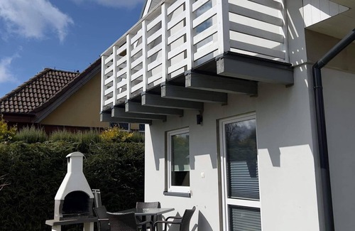 Pustkowo Ski Chalet | Urokliwy Domek Wakacyjny nad Morzem, Otoczony Lasem Sosnowym