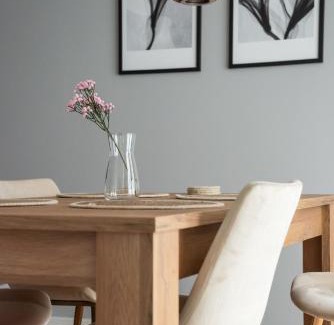 Ursus Apartment | Ursus Chic Apartment by BookingHost