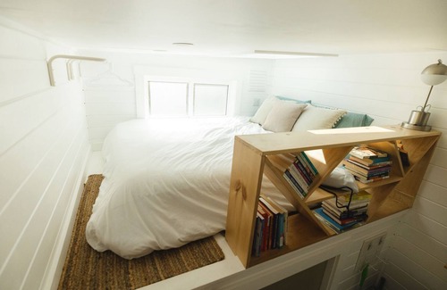 Williams Cabin | Urth Haus - off-grid tiny home