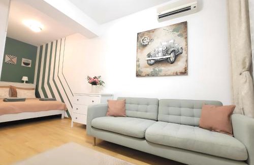 Pipera Apartment | US Embassy & ZOO Baneasa - Privighetorilor Studio