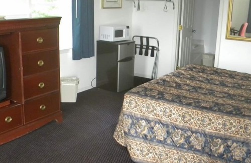 Morgantown Hotel | USA Inn and Suites Morgantown