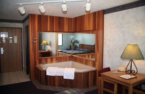 Grand Island Hotel | Usa Inns Of America