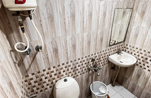 Bhuj Hotel | Usha Residency