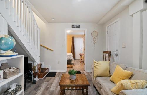 Historic District Villa | USNA Home Downtown Annapolis