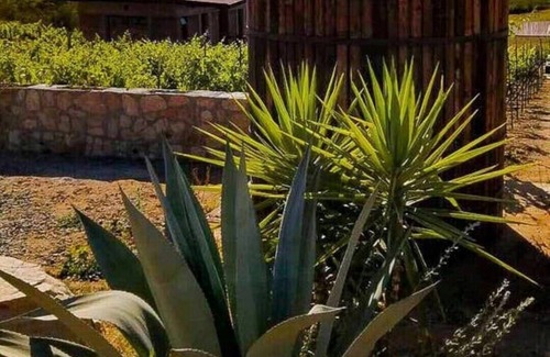 San Antonio de las Minas Cabin | UvaUva 1| eco-retreat |King size bed-balcony
