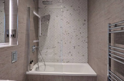 Uxbridge North Apartment | Uxbridge by Charles Hope