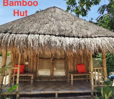 Moalboal House | Uzuri Kubo Huts
