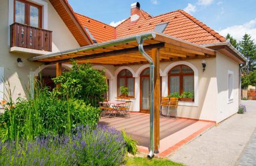 Nemesvamos Apartment | Vámosi Vendégház