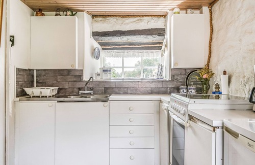 Falkvik House | Västra Näs by Interhome