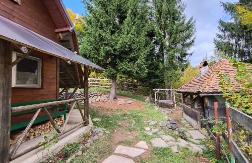 Siculeni House | Vén Fenyő Kunyhó