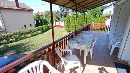 Abrahamhegy House | Vízközeli 2-5 fős nyaraló Ábrahámhegy