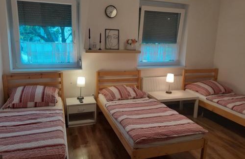 Dombovar Apartment | Vörösmarty Apartman