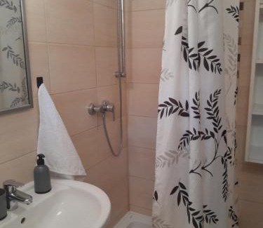 Dombovar Apartment | Vörösmarty Apartman