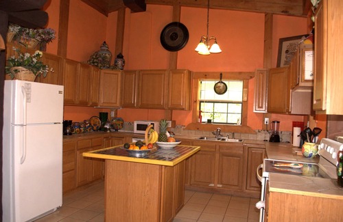Brookeland House | V#3 Beautiful Home in Sam Rayburn. Vacation or fishing tournament-Up to 7 guests