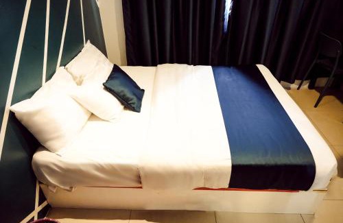 Batu Caves Hotel | V Hotel Sri Gombak