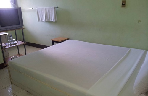 Khlang Hotel | V.House Nakhon