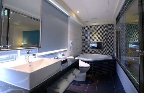 Datong Hotel | V one Hotel
