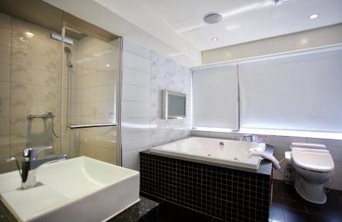 Datong Hotel | V-one Vogue Hotel