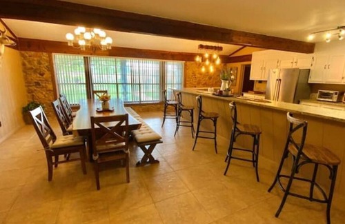 Tarpley Other | V&R Sky Ranch~Hot Tub~Starry Skies~Dry Sauna~