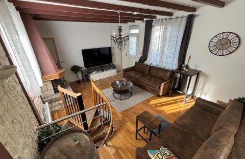 Bagneux Villa | V - Villa 2022 PARIS EXPO-3min metro-8 rooms-12 beds