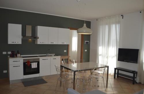 Trecate Apartment | V12 Apartments - Trecate