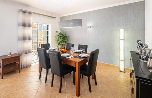 Pera Villa | V4 Villa Pera 4 quartos com piscina privada