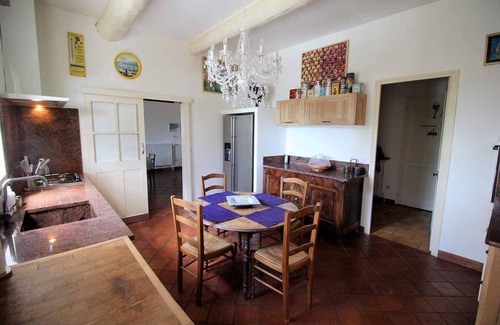 Saint-Martin-de-Castillon House | Vacation home in the Luberon in the heart of nature, private pool.