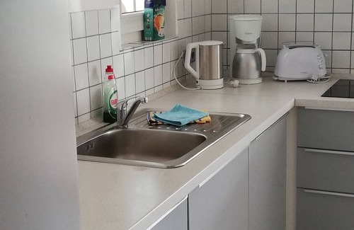 Uhldingen-Muehlhofen Apartment | Vacation apartment on Lake Constance with conservatory, garden with barbecue house for up to 6 people.