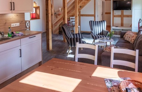Bertsdorf House | Vacation apartment Lausche - Holiday home Hanselhof 26