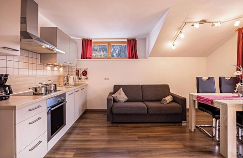 Valle Aurina Apartment | Vacation Apartment "Golserhof Kristall" in the Ahrntal Valley with Mountain View