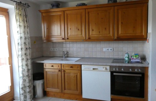 Saaldorf-Surheim Apartment | Vacation apartment- 5 persons, 120sqm, 2 bedrooms, east-facing balcony, fireplace