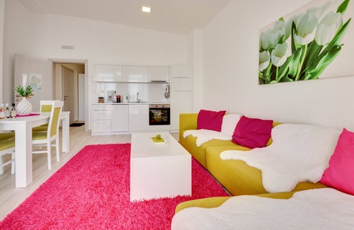Bar Apartment | Vacation apartment/apartment for 4 guests with 91m² in Dobra Voda (265332)