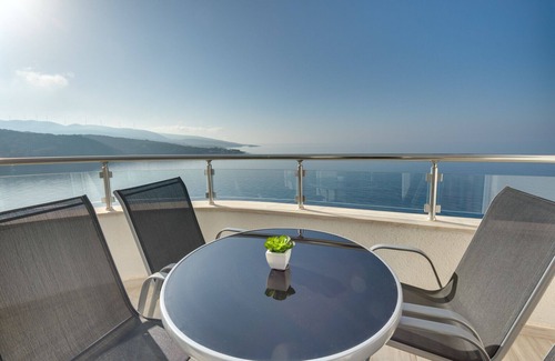 Bar Apartment | Vacation apartment/apartment for 4 guests with 91m² in Dobra Voda (265332)