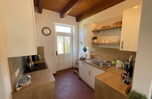 Werdum Apartment | Vacation apartment/apartment for 5 guests with 75m² in Werdum (147765)