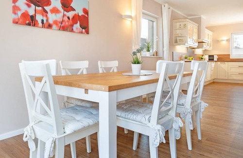 Bosau Apartment | Vacation apartment/apartment for 6 guests with 115m² in Bosau (294689)