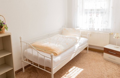 Loebau Apartment | Vacation apartment/apartment for 3 guests with 78m² in Löbau (147476)
