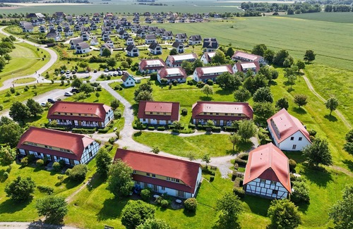 Kreptitz Apartment | Vacation apartment close to the beach with private terrace - Feriendorf Bakenberg FeWo C27