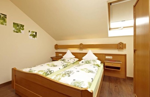 Bad Kohlgrub Bed & Breakfast | Vacation apartment Großenast - Guesthouse Alpina