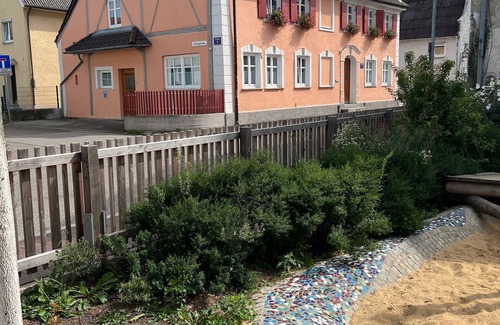 Ichenhausen Apartment | Vacation apartment/apartment for 6 guests with 80m² in Ichenhausen (297912)