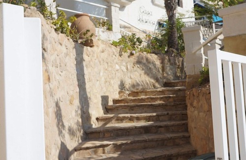 Altea la Vella Apartment | Vacation apartment in an apartment complex directly by the beach