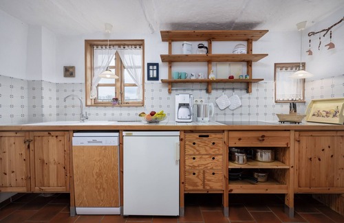 Biendorf Apartment | Vacation apartment Kröpelin - Ferienhof Schwalbennest OFC 24