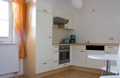 Guestrow Apartment | Vacation apartment near the castle in Barlachstadt Güstrow