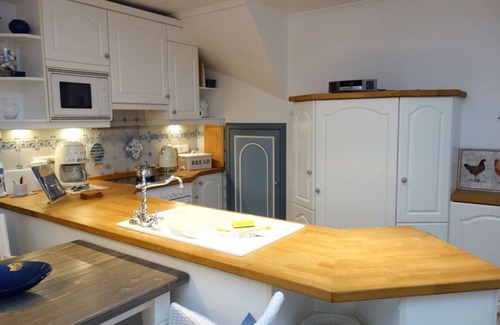 Midlum Apartment | Vacation apartment Sonnenblume - The sunflower - wonderfully cozy, in the Frisian
