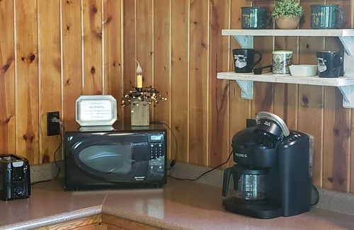 Sugar Grove Cabin | Vacation cabin in the beautiful Hocking Hills
