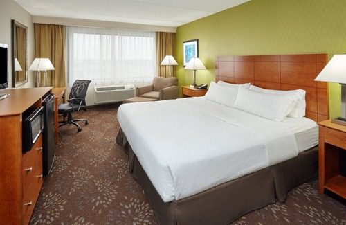 Matteson House | Vacation Day Is Always A Great Idea! Onsite Restaurant, Free Parking
