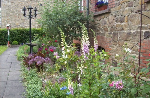 Schieder-Schwalenberg House | Vacation apartment at the castle park, located at Schieder Castle