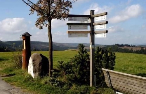 Langewiese Apartment | Vacation home with proximity to ski slopes and hiking trails