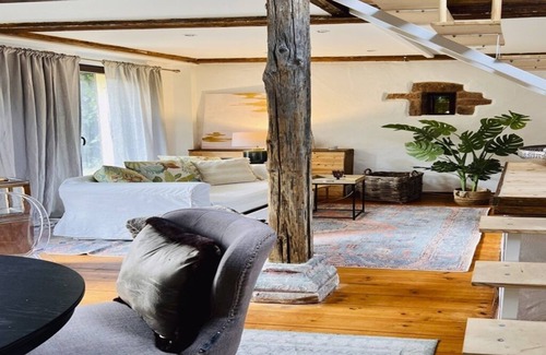 Weisenheim am Berg Apartment | Vacation directly on the wine route Cafe Solo Apartment /vacation apartment